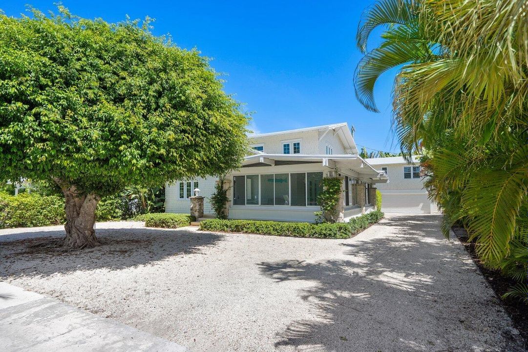 For Rent: $42,000 (4 beds, 3 baths, 3053 Square Feet)