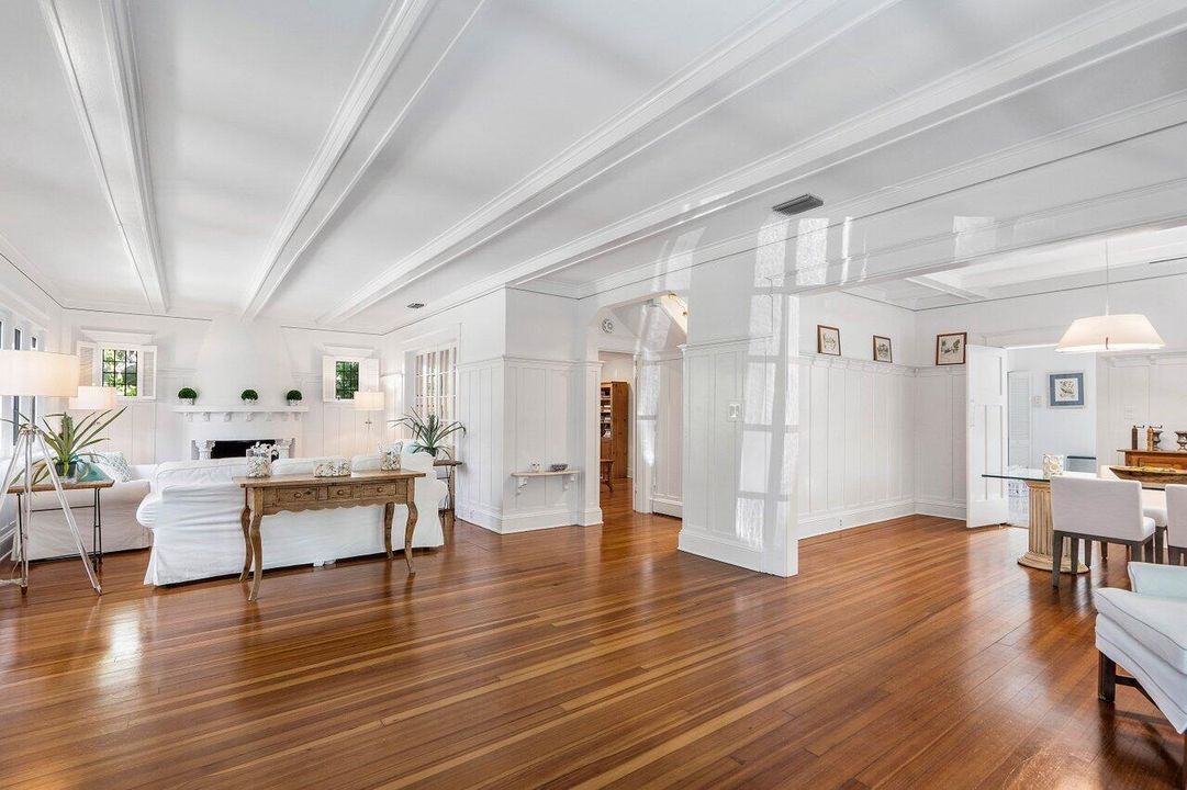 For Rent: $42,000 (4 beds, 3 baths, 3053 Square Feet)