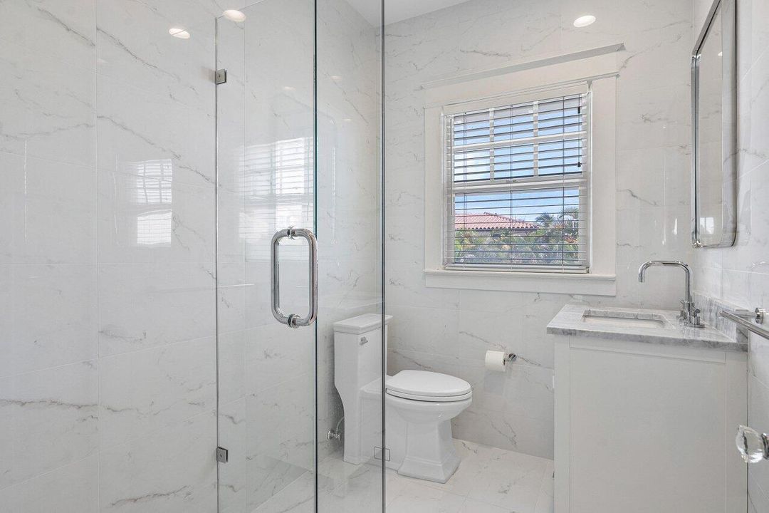 For Rent: $42,000 (4 beds, 3 baths, 3053 Square Feet)