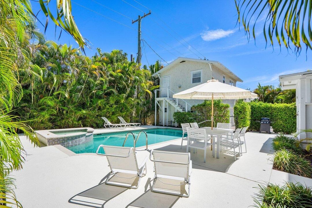 For Rent: $42,000 (4 beds, 3 baths, 3053 Square Feet)