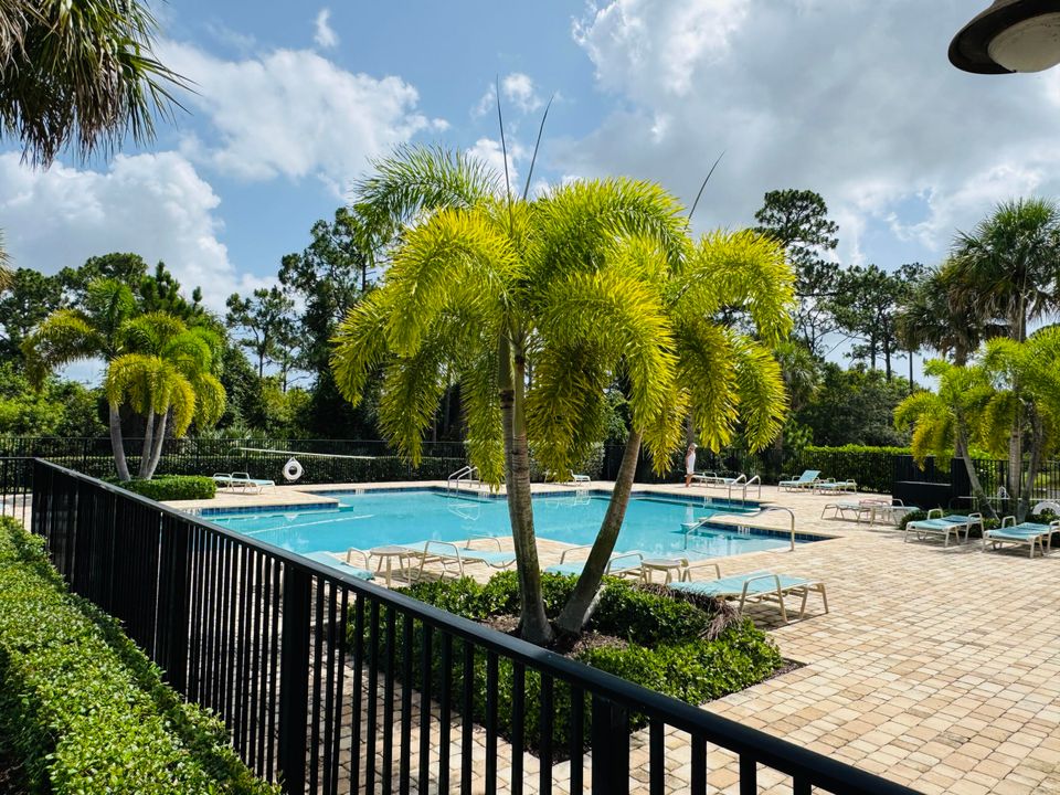 На продажу: $720,000 (5 спален, 3 ванн, 2988 Квадратных фут)