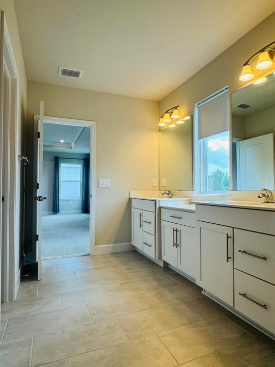 На продажу: $720,000 (5 спален, 3 ванн, 2988 Квадратных фут)