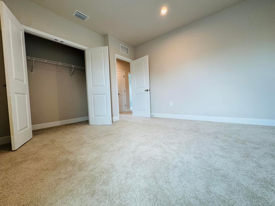 На продажу: $720,000 (5 спален, 3 ванн, 2988 Квадратных фут)