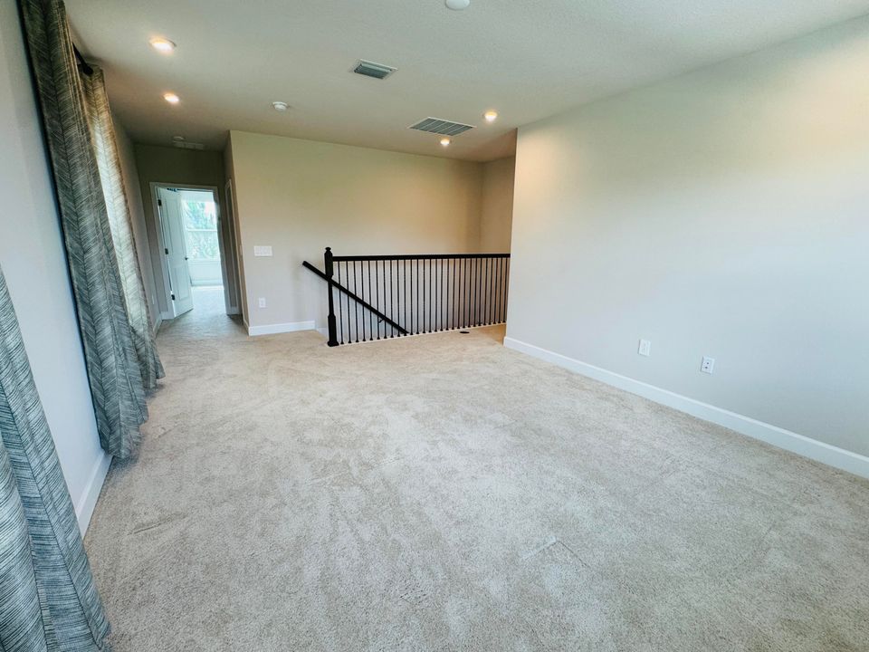 На продажу: $720,000 (5 спален, 3 ванн, 2988 Квадратных фут)