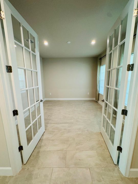 На продажу: $720,000 (5 спален, 3 ванн, 2988 Квадратных фут)