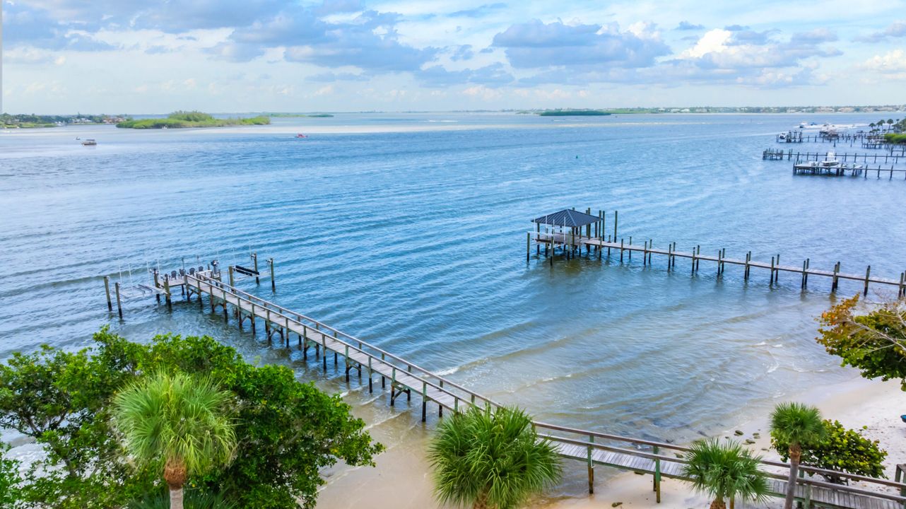 出租: $18,500 (3 贝兹, 2 浴室, 2664 平方英尺)