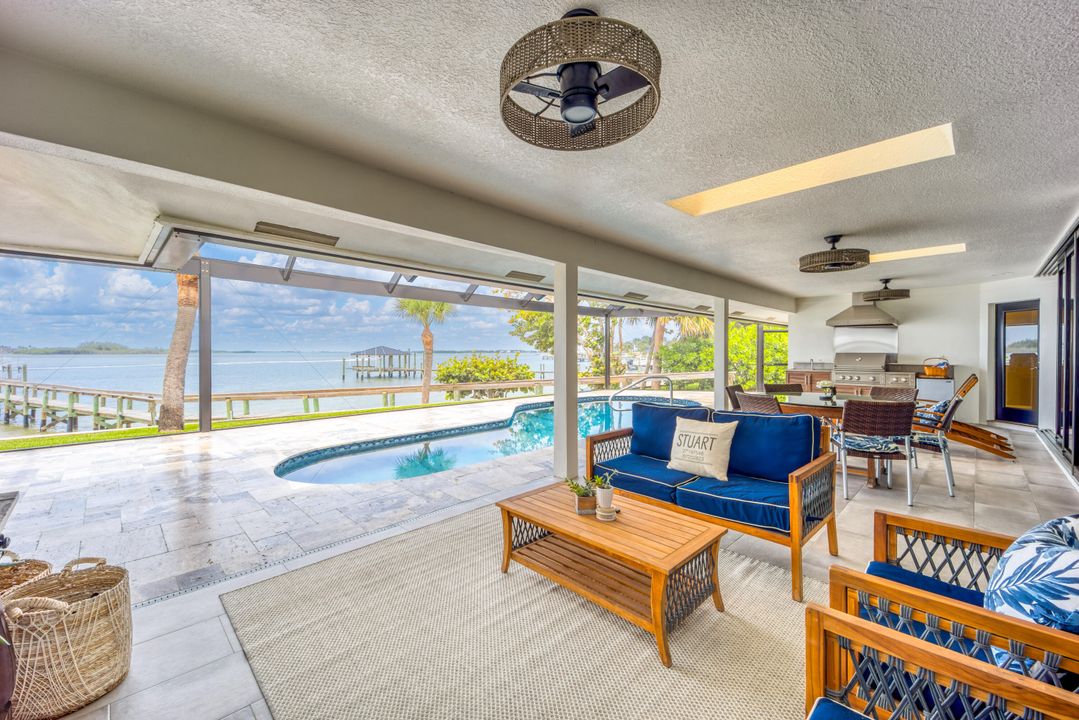 出租: $18,500 (3 贝兹, 2 浴室, 2664 平方英尺)