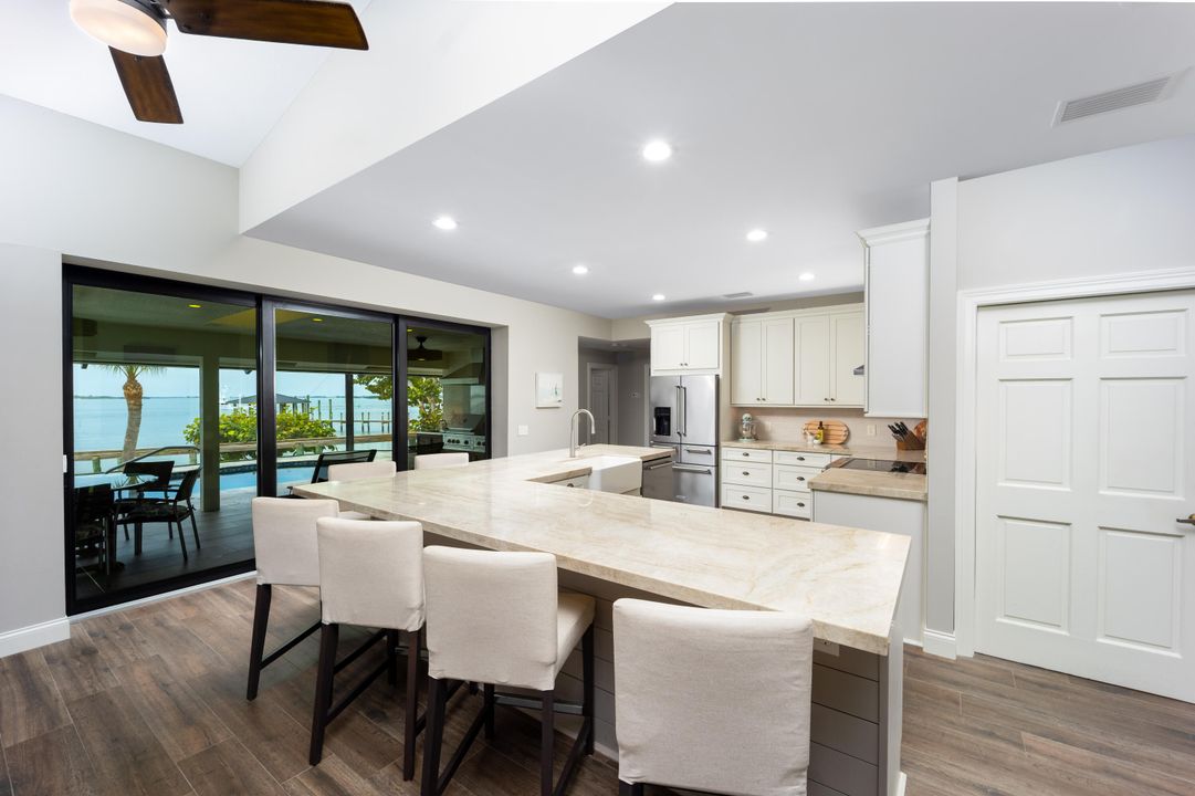 出租: $18,500 (3 贝兹, 2 浴室, 2664 平方英尺)