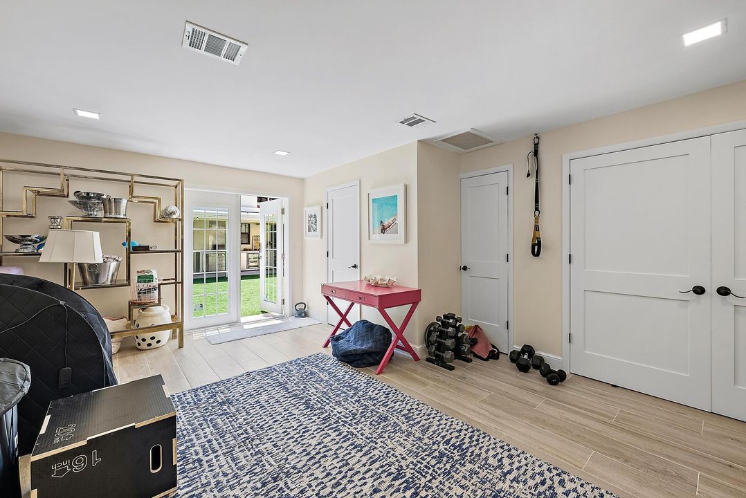 В аренду: $20,000 (4 спален, 3 ванн, 2384 Квадратных фут)