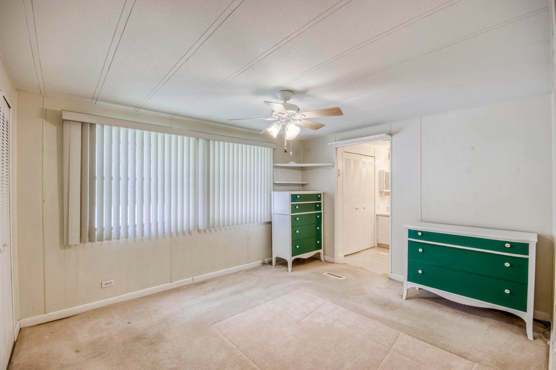 待售: $105,480 (2 贝兹, 2 浴室, 960 平方英尺)