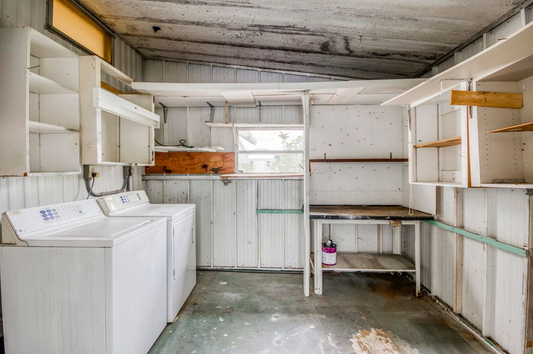 待售: $105,480 (2 贝兹, 2 浴室, 960 平方英尺)