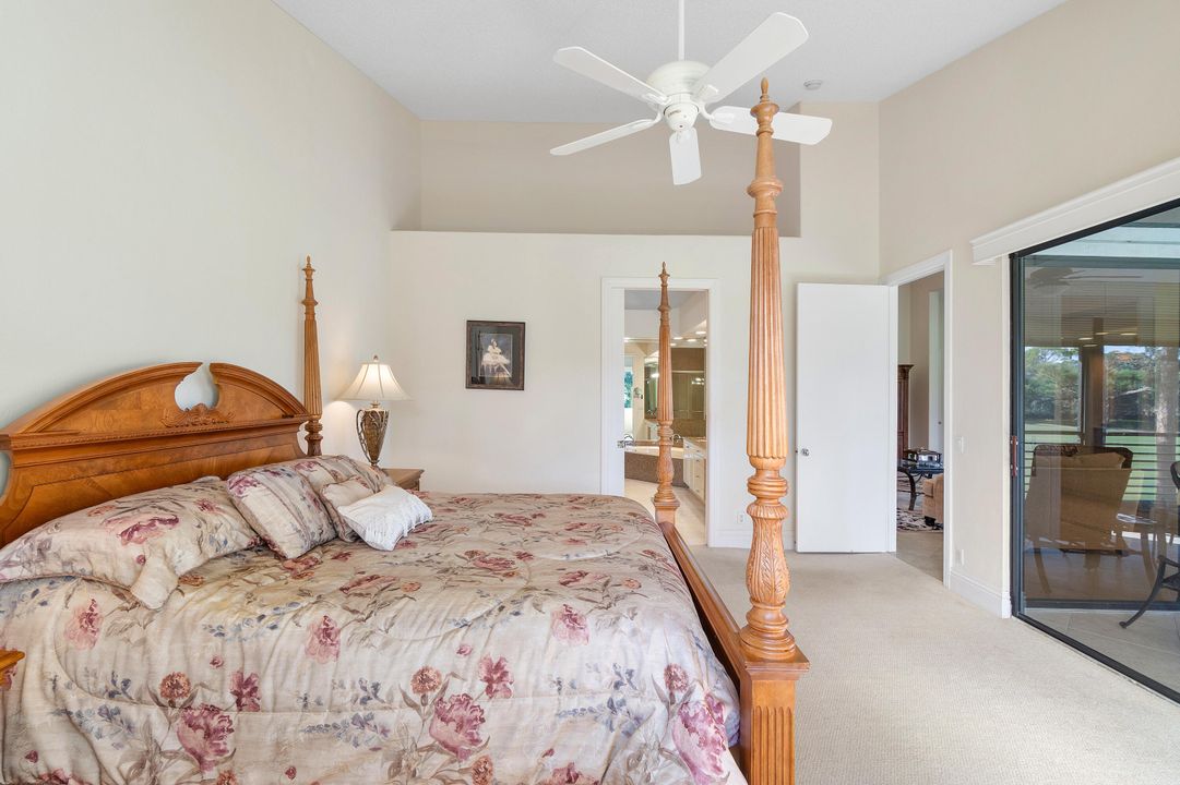 Activo con contrato: $11,500 (3 camas, 3 baños, 2483 Pies cuadrados)