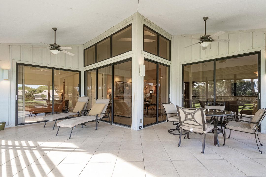 Activo con contrato: $11,500 (3 camas, 3 baños, 2483 Pies cuadrados)