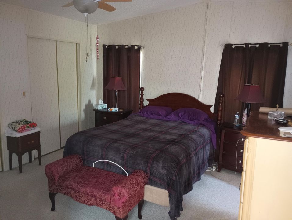 На продажу: $39,000 (2 спален, 2 ванн, 1200 Квадратных фут)