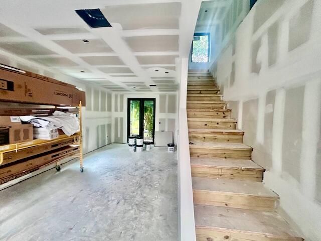 Active With Contract: $599,000 (4 beds, 3 baths, 1735 Square Feet)