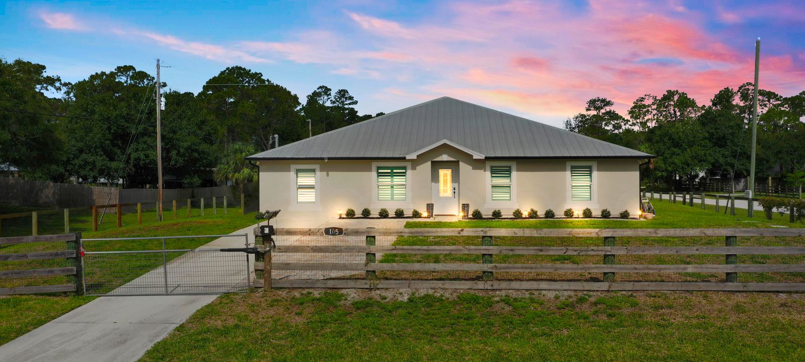 Recently Sold: $677,000 (5 beds, 3 baths, 2820 Square Feet)