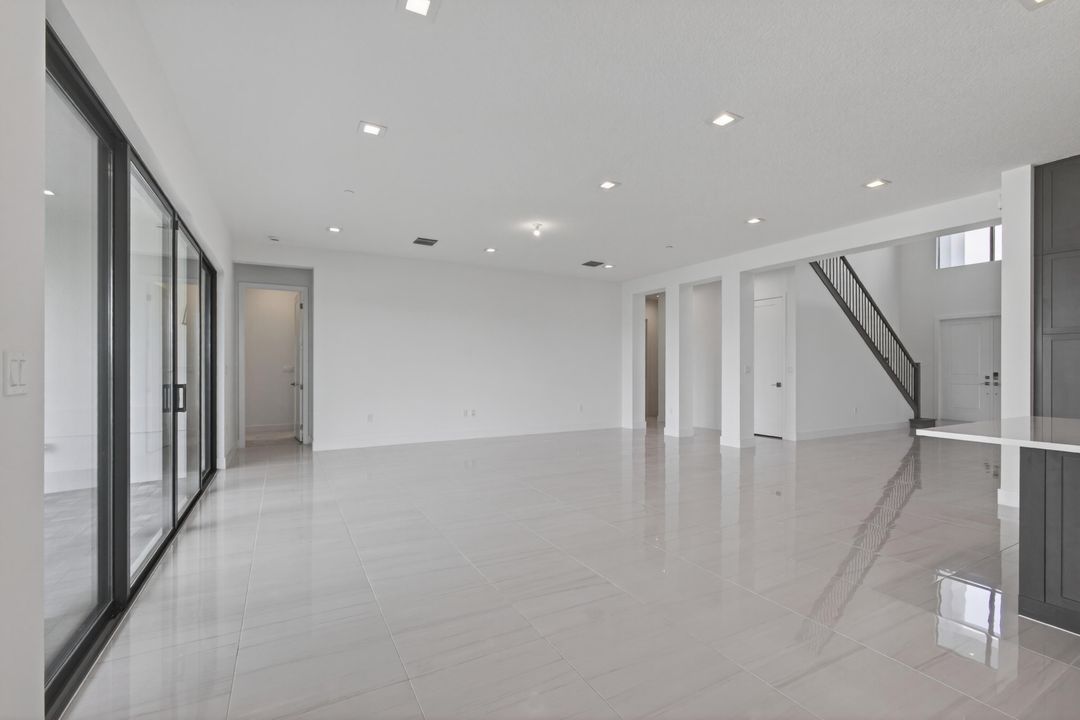 En Renta: $8,500 (5 camas, 5 baños, 5136 Pies cuadrados)