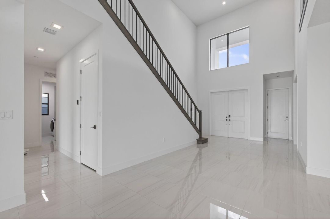 En Renta: $8,500 (5 camas, 5 baños, 5136 Pies cuadrados)