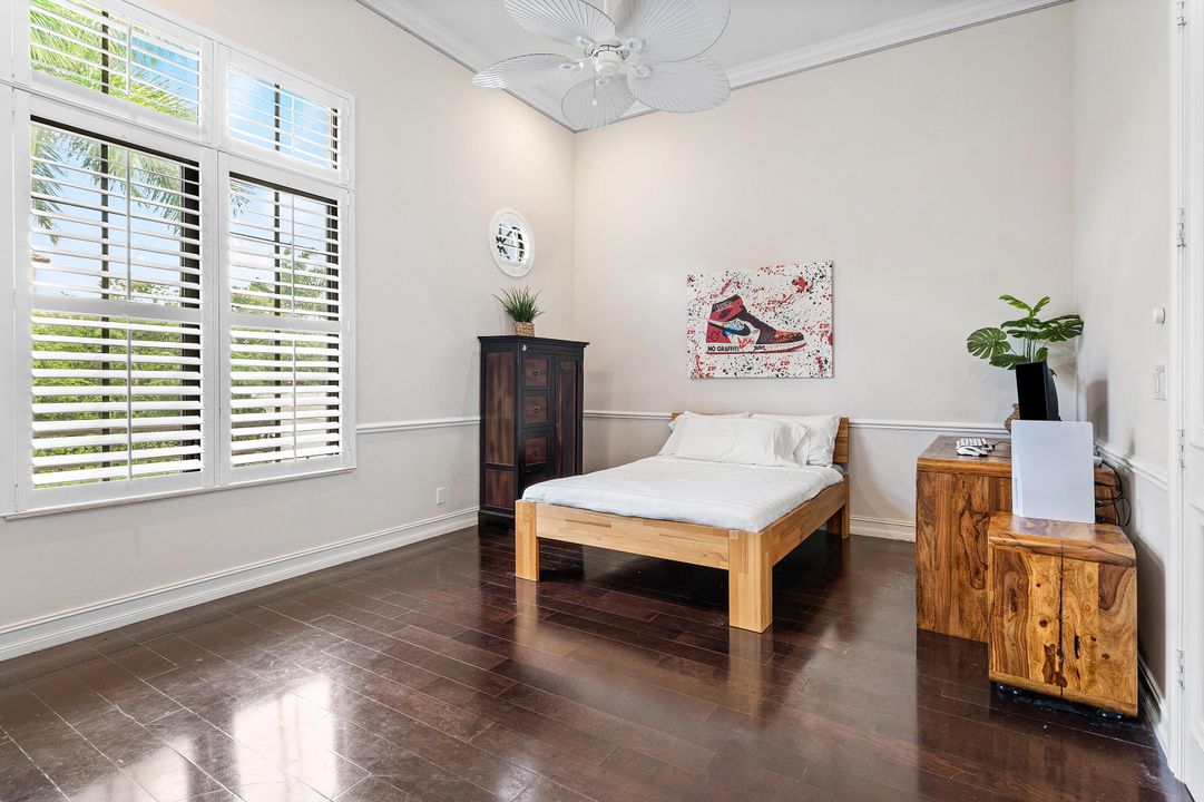 待售: $2,875,000 (6 贝兹, 5 浴室, 5935 平方英尺)