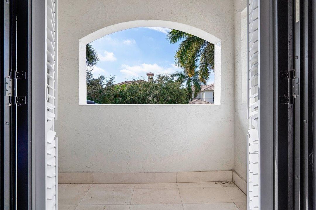 待售: $2,875,000 (6 贝兹, 5 浴室, 5935 平方英尺)