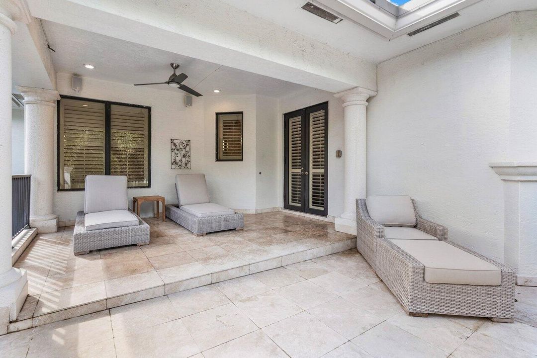 待售: $2,875,000 (6 贝兹, 5 浴室, 5935 平方英尺)