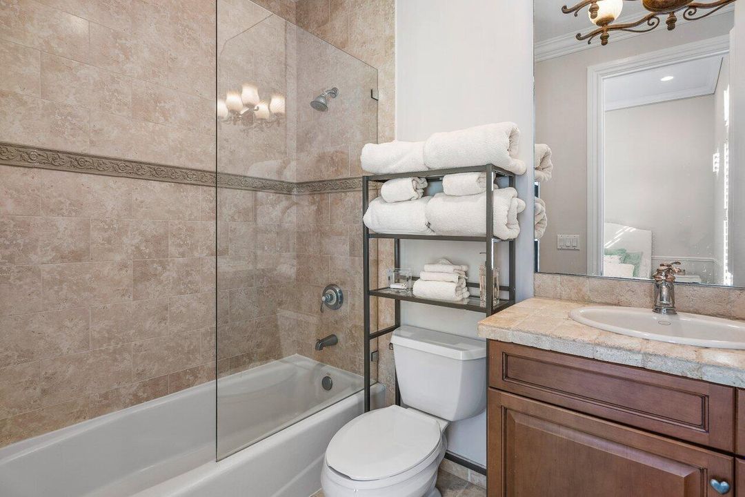 待售: $2,875,000 (6 贝兹, 5 浴室, 5935 平方英尺)