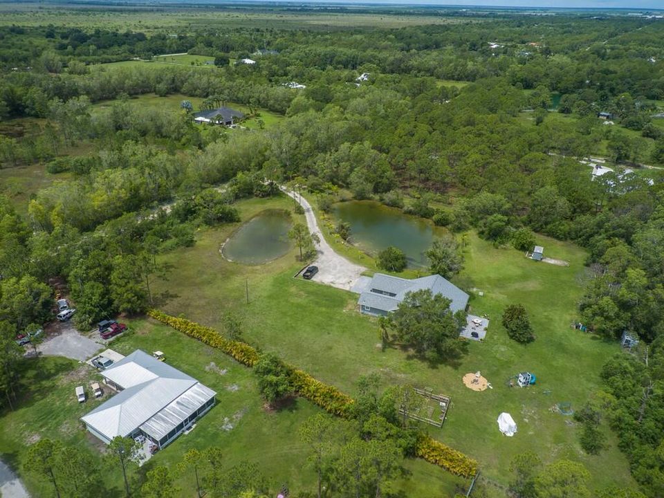 For Sale: $689,900 (4 beds, 2 baths, 2105 Square Feet)