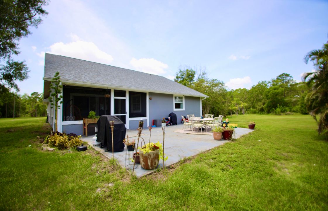 For Sale: $689,900 (4 beds, 2 baths, 2105 Square Feet)