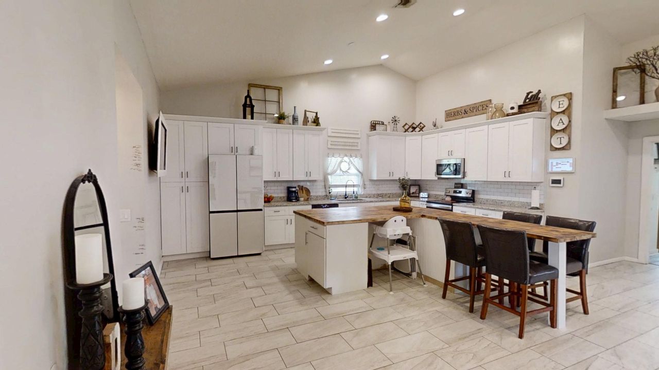 For Sale: $689,900 (4 beds, 2 baths, 2105 Square Feet)