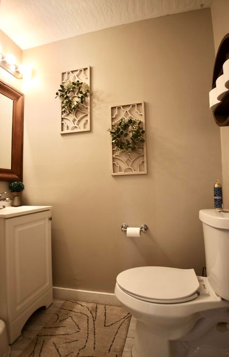 For Sale: $689,900 (4 beds, 2 baths, 2105 Square Feet)