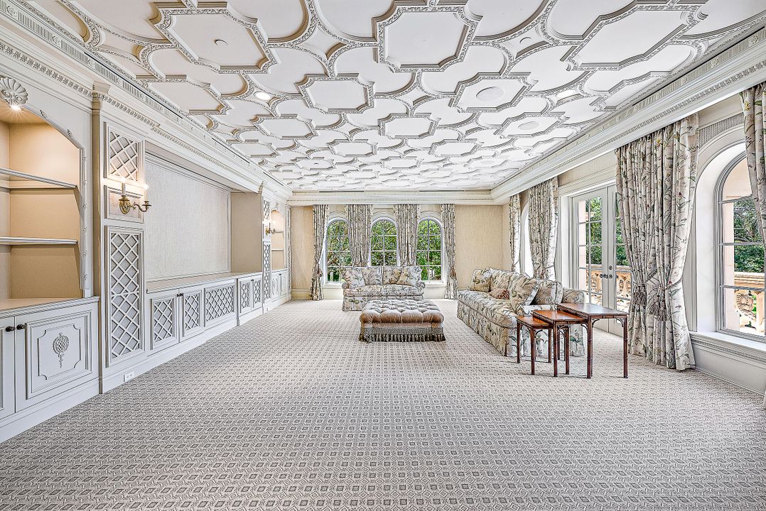 En Venta: $36,000,000 (9 camas, 13 baños, 24320 Pies cuadrados)