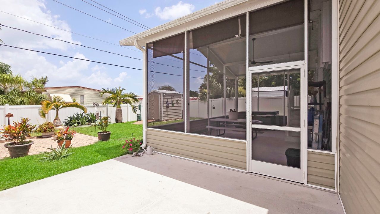 En Venta: $325,000 (3 camas, 2 baños, 1550 Pies cuadrados)