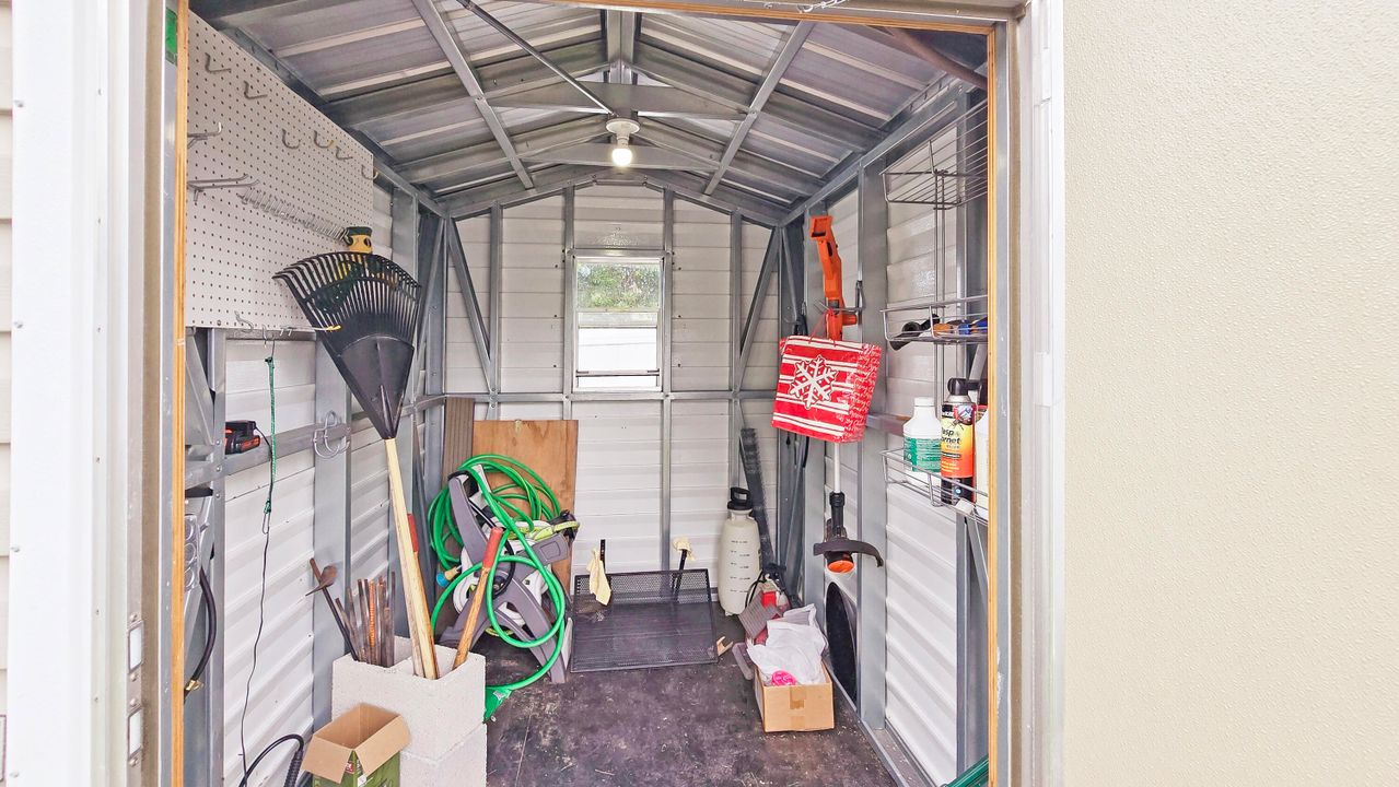 En Venta: $325,000 (3 camas, 2 baños, 1550 Pies cuadrados)