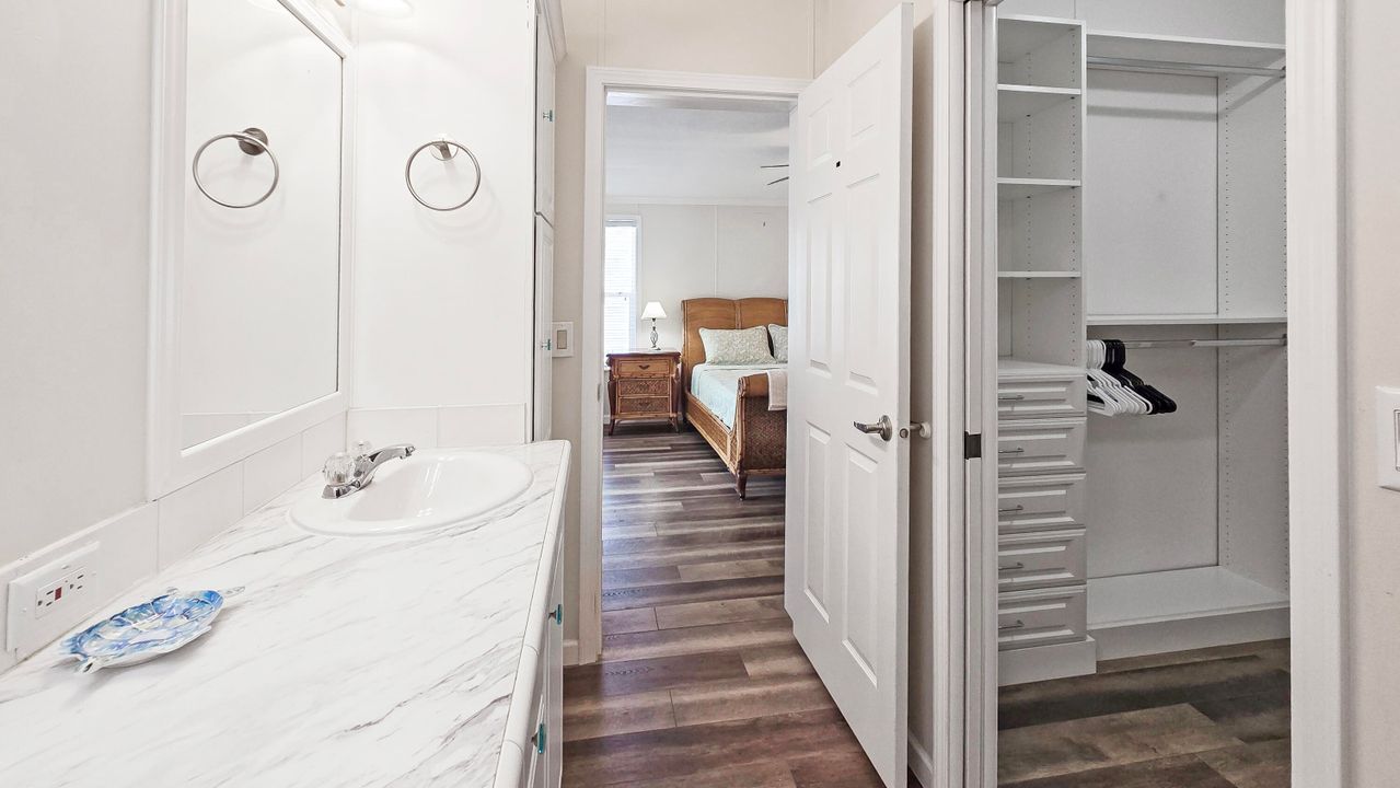 En Venta: $325,000 (3 camas, 2 baños, 1550 Pies cuadrados)