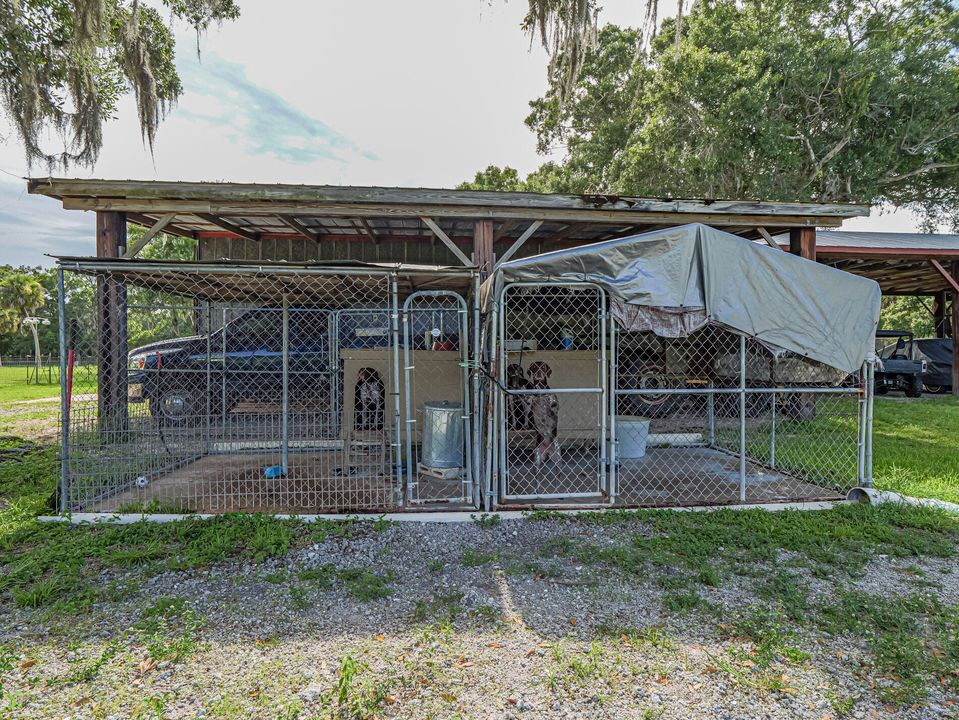 For Sale: $799,000 (3 beds, 2 baths, 1569 Square Feet)