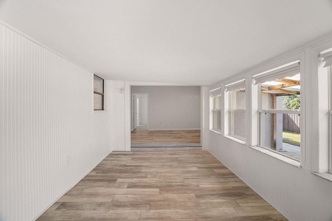 На продажу: $380,000 (3 спален, 2 ванн, 1872 Квадратных фут)