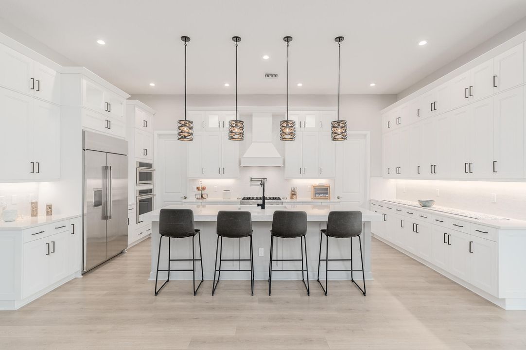 For Sale: $1,699,000 (6 beds, 6 baths, 5094 Square Feet)