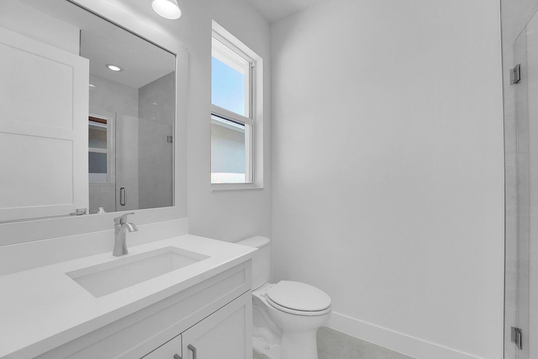 Active With Contract: $1,999,000 (4 beds, 4 baths, 3698 Square Feet)