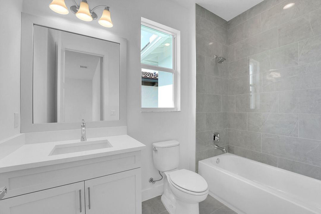 Active With Contract: $1,999,000 (4 beds, 4 baths, 3698 Square Feet)