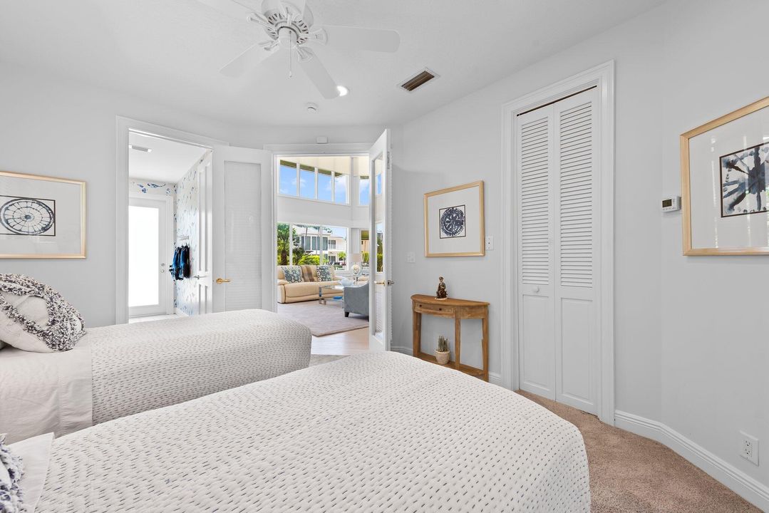 For Rent: $40,000 (6 beds, 3 baths, 6428 Square Feet)