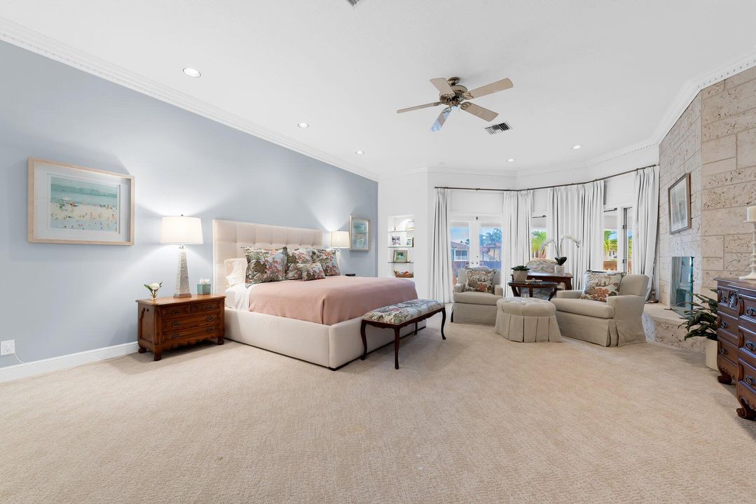 For Rent: $40,000 (6 beds, 3 baths, 6428 Square Feet)