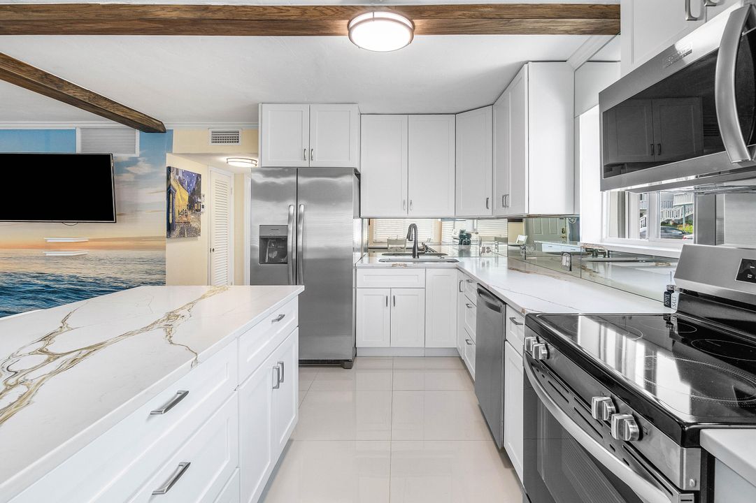 На продажу: $159,900 (1 спален, 1 ванн, 772 Квадратных фут)