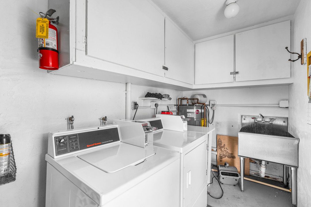 На продажу: $159,900 (1 спален, 1 ванн, 772 Квадратных фут)