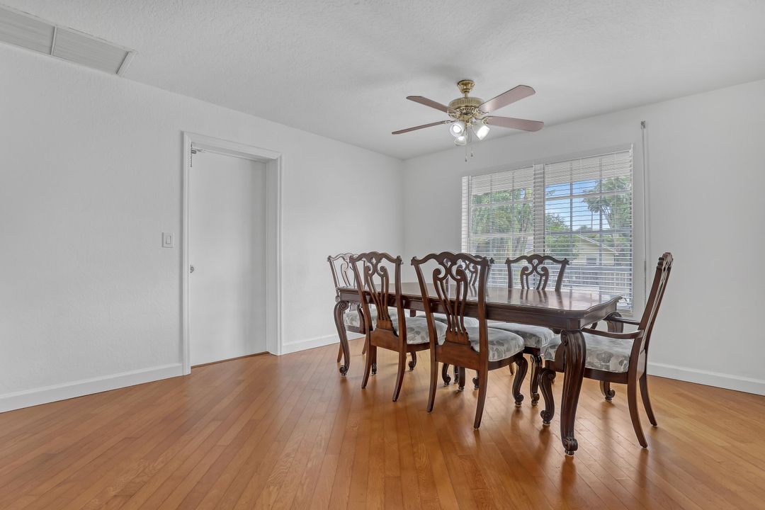 На продажу: $899,000 (5 спален, 3 ванн, 2940 Квадратных фут)