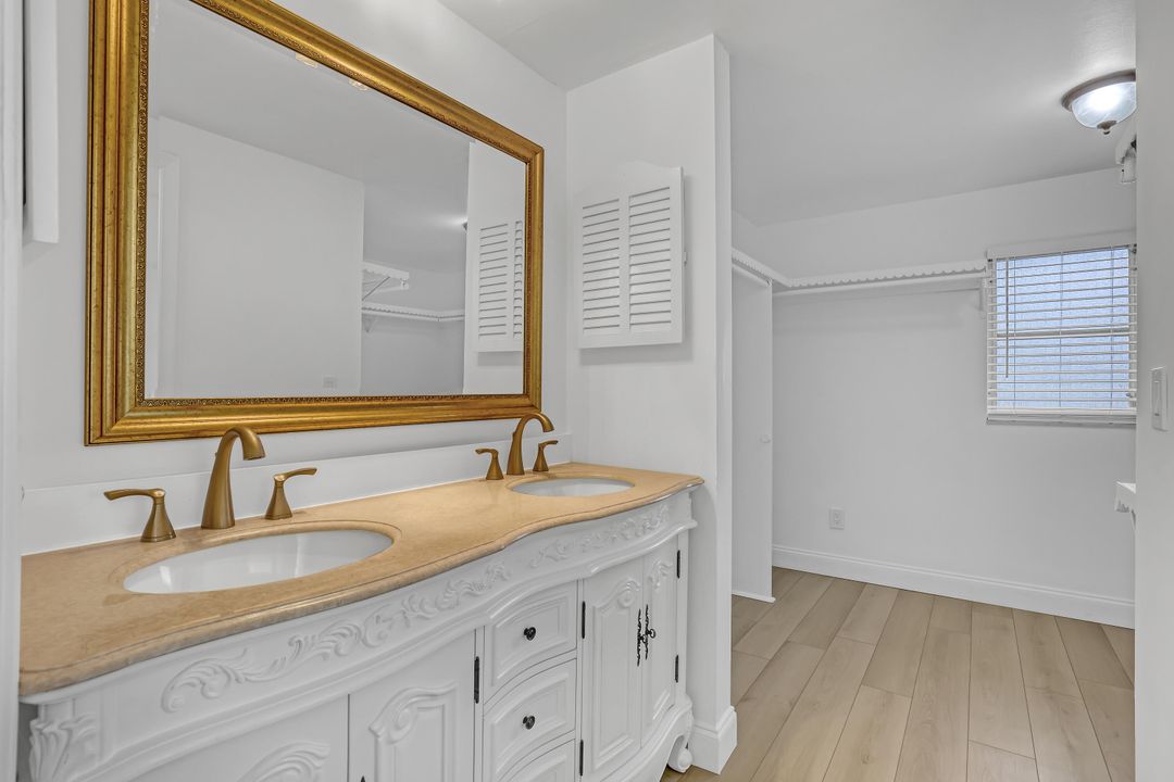 На продажу: $899,000 (5 спален, 3 ванн, 2940 Квадратных фут)