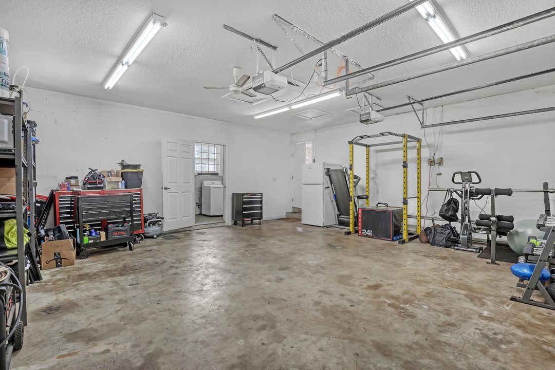 На продажу: $899,000 (5 спален, 3 ванн, 2940 Квадратных фут)