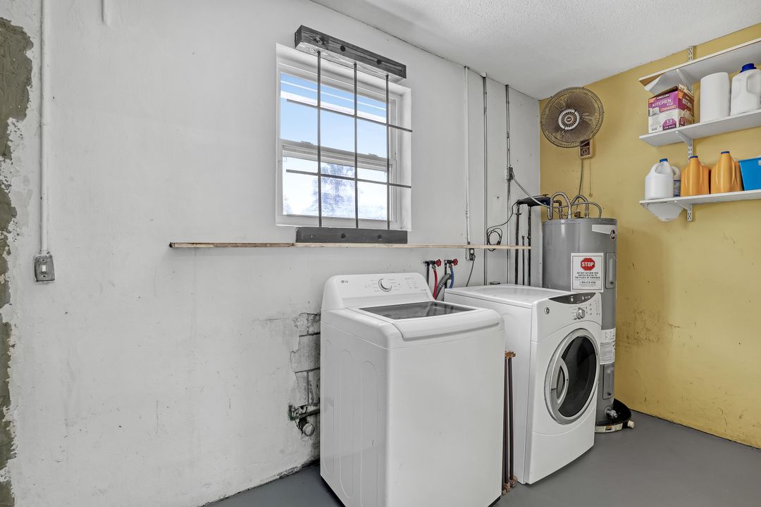 На продажу: $899,000 (5 спален, 3 ванн, 2940 Квадратных фут)