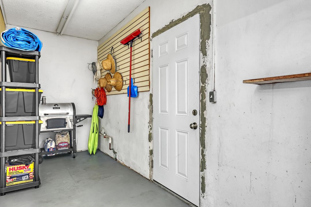 На продажу: $899,000 (5 спален, 3 ванн, 2940 Квадратных фут)