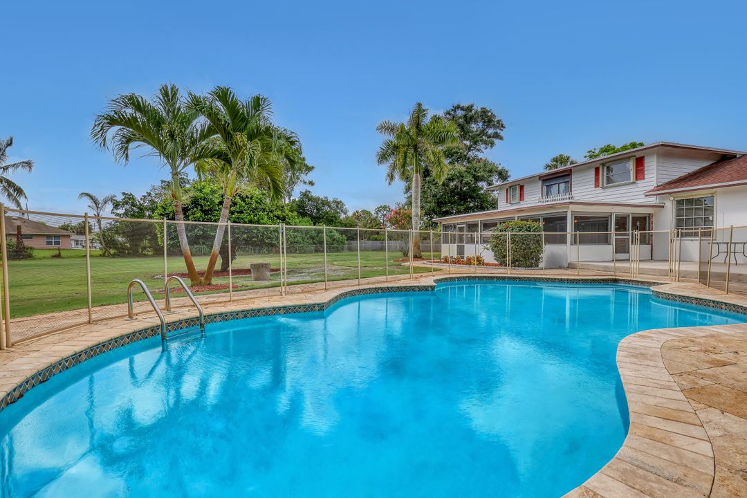 На продажу: $899,000 (5 спален, 3 ванн, 2940 Квадратных фут)