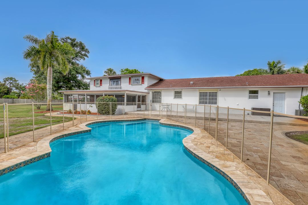 На продажу: $899,000 (5 спален, 3 ванн, 2940 Квадратных фут)